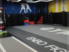 -成杰格斗·拳击·柔术·防身术(建设路店)