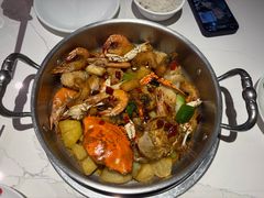 -七欣天香辣蟹火锅(闵行浦江欢乐颂店)