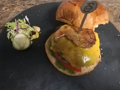 -HIGH FIVE哈福手工汉堡(桂林路店)