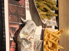 -The Habit Burger Grill 哈比特汉堡(复兴soho店)