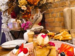 -FLOVIE FLORIST CAFE