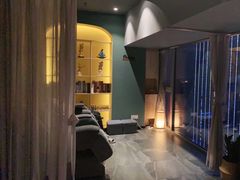 -得闲·高空SPA(东盟店)