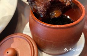 Sandalwood Pork Ribs