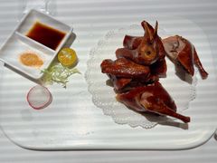 玻璃脆皮乳鸽皇-新雅(丰盛里店)