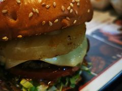 -The Habit Burger Grill 哈比特汉堡(复兴soho店)