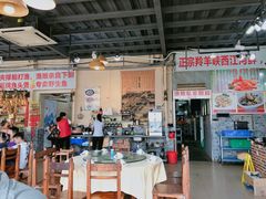 大堂-东胜客河鲜店·西江河鲜·老字號渔家菜