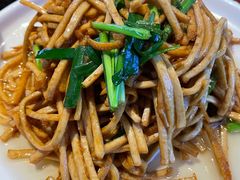-唐师傅湘西名菜馆(武陵路店)