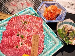 -山川小町·极番烧肉(新地假日广场店)