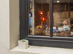 -Fridi Patisserie Cafe