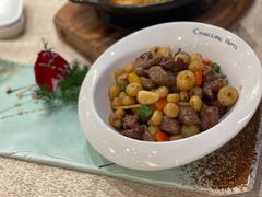 珍珠马蹄炒牛肉粒-麒麟中餐厅·经典粤菜·地道菜式老字号(广州长隆酒店)