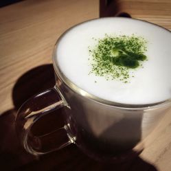 点击看大图 绿茶拿铁-悦诗风吟innisfree