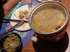 -亚马逊环球美食百汇(新城吾悦广场店)