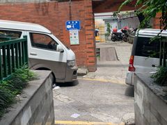 -石灰市毛记烧鸡公(解放碑店)