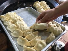 -黄阿姨锅贴大王(万航渡路店)