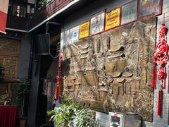 -蔼若春.传承三十年云南菜(金碧公园店)