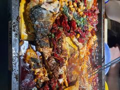 -探鱼·鲜青椒爽麻烤鱼(银泰城店)