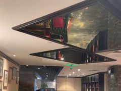 -上海锦江汤臣洲际大酒店柒酒廊