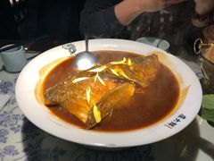 -卢大鲜鱼头捞饭(美利广场店)