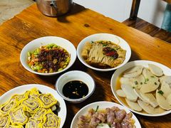 -玲燕蒸菜馆(江东路店)