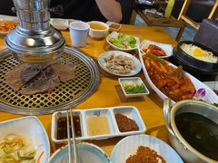 -唯成•韩国炭火烤肉 유성고기