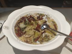 -江渔儿酸菜鱼专门店(明珠广场店)