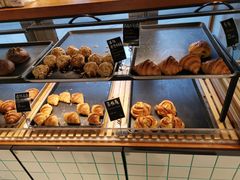 -Dough&Joe团憩(瑞虹天地月亮湾店)