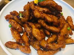 -山楂树融合菜餐厅
