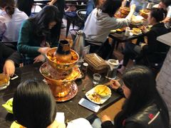 -巴四老城区炭火蛙锅(张江店)