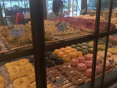 面包甜点陈列柜-奈雪的茶(东莞汇一城店)