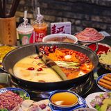 不愧是成都火锅界的顶流大佬｜现在魔都又开新店咯