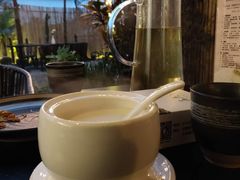 牛奶煮桃燕-云里小坐·小院里·团建·宴请·下午茶(三圣乡店)