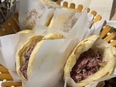 精品驴肉火烧-闫家驴肉老店(华电一校店)