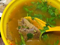 咖喱牛肉粉丝汤-大壶春生煎(四川中路店)