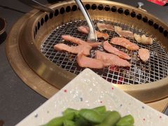 -铭牛烧肉·和牛海鲜自助(高新月牙湖店)