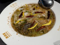 -渔语鱼新川菜Bistro(万象天地店)