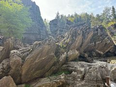 -梭布垭石林景区