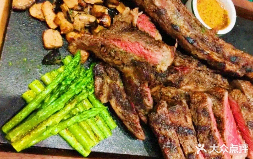 1981牛排西餐厅(海信店)美国冰鲜极佳极战斧牛排图片