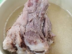 -周震馄饨