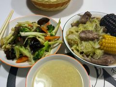 -天鹅到家·保姆月嫂育儿嫂(朝阳店)