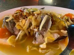 -大树下海鲜饭店