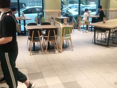 -德克士(绿地店)