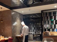 大堂-四季民福烤鸭店(西单华威约饭街店)