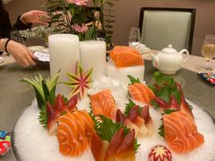 三文鱼北极贝拼盘-沙龙酒家