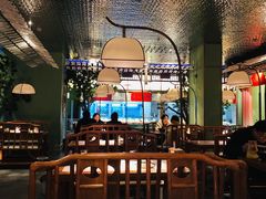 大堂-松沪名灶·豆浆鱼头·新上海菜(飞航吾悦广场店)