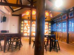 -欢乐茶馆·木马谣剧场(南京小西湖店)