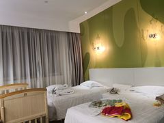 -深圳东部华侨城瀑布酒店