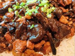 大兴安岭榛蘑卤肉饭-奉天小馆·非遗东北菜(沈阳万象城店)