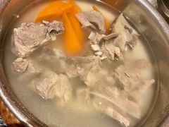 宁夏盐池滩羊手抓肉-丝路金桃·新疆菜(徐汇店)