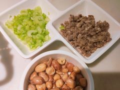 -左庭右院鲜牛肉火锅(浦江欢乐颂店)