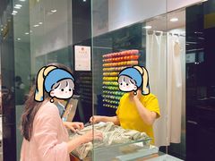 -福奈特洗衣·洗鞋·奢侈品护理(百联中环店)